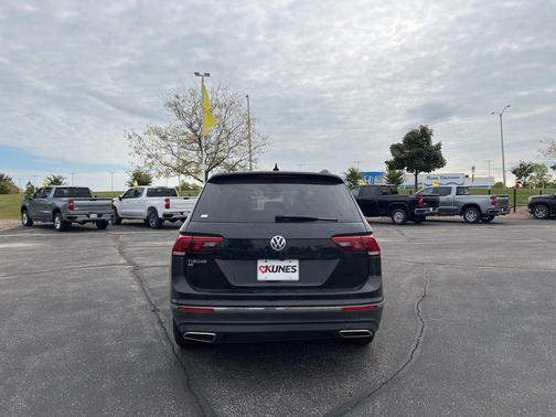 2021 Volkswagen Tiguan 2.0T SE