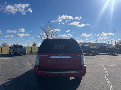 2006 Mercury Mountaineer Luxury