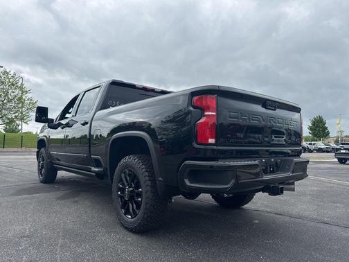 Black 2026 Chevrolet Silverado 2500 High Country