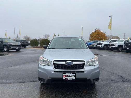 2015 Subaru Forester 2.5i