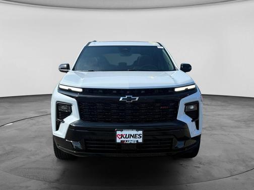 Polar White Tricoat 2026 Chevrolet Traverse RS