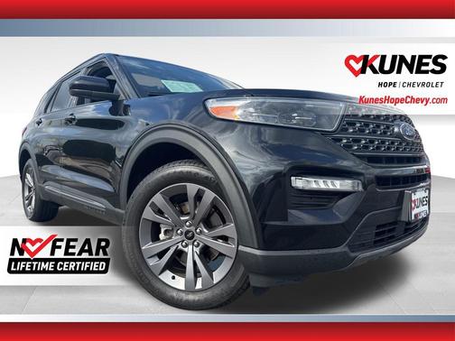AGATE BLACK METALLIC 2022 Ford Explorer XLT