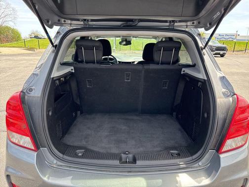 Satin Steel Metallic 2020 Chevrolet Trax LS
