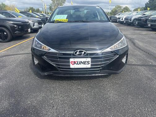 2020 Hyundai ELANTRA Value Edition