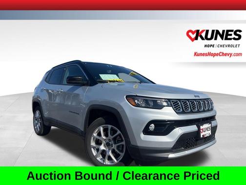Silver Zynith Metallic Clearcoat 2025 Jeep Compass Limited