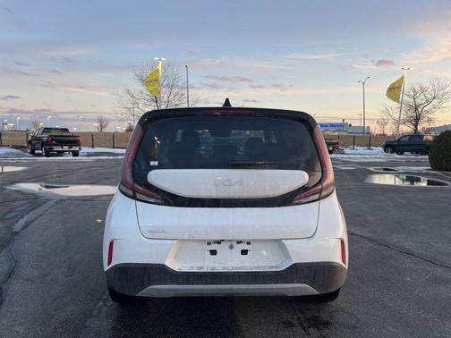 2025 Kia Soul LX