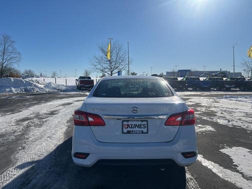 2019 Nissan Sentra S
