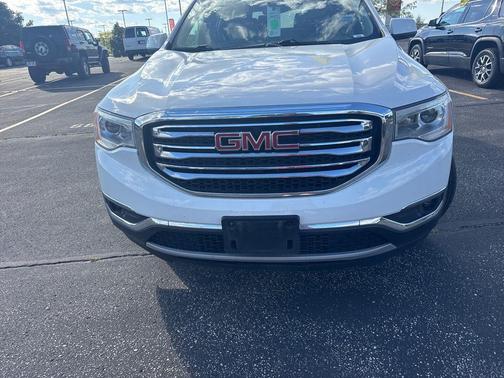 2019 GMC Acadia SLE-2