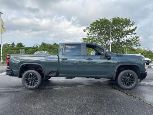 Cypress Gray 2026 Chevrolet Silverado 3500 LT