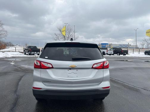 2020 Chevrolet Equinox LS