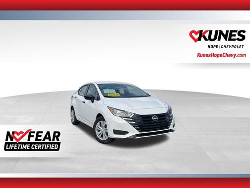 2024 Nissan Versa 1.6 S