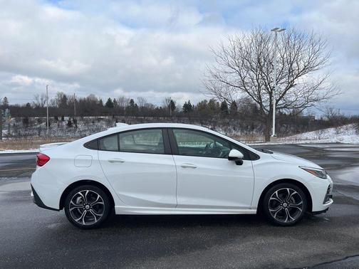 2019 Chevrolet Cruze LT