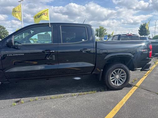 2025 Chevrolet Colorado LT