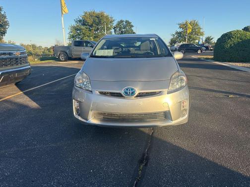 2010 Toyota Prius III