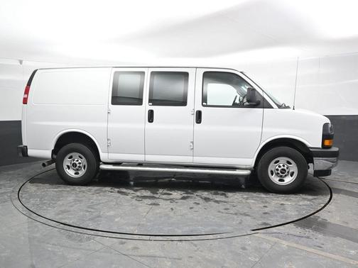 2024 GMC Savana 2500 Work Van