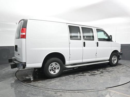 2024 GMC Savana 2500 Work Van
