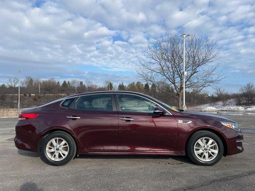 2017 Kia Optima LX