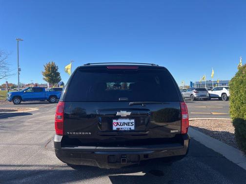 2011 Chevrolet Suburban 1500 LT