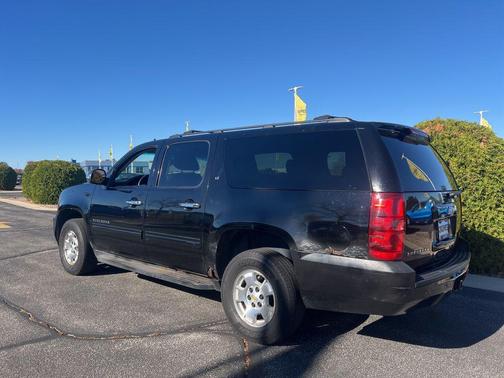 2011 Chevrolet Suburban 1500 LT