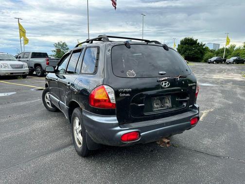 2004 Hyundai SANTA FE Base