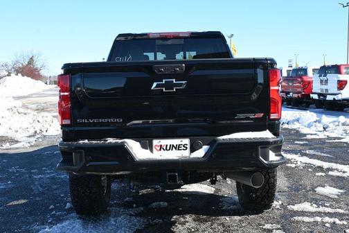 Black 2026 Chevrolet Silverado 2500 Crew Cab, Standard Bed, XR2, 4WD