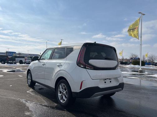 2025 Kia Soul LX