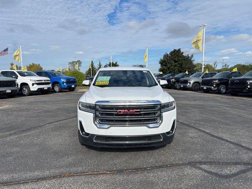 2023 GMC Acadia AWD SLT