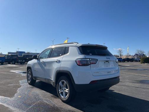 2023 Jeep Compass Latitude
