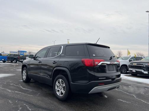 2017 GMC Acadia SLE-1