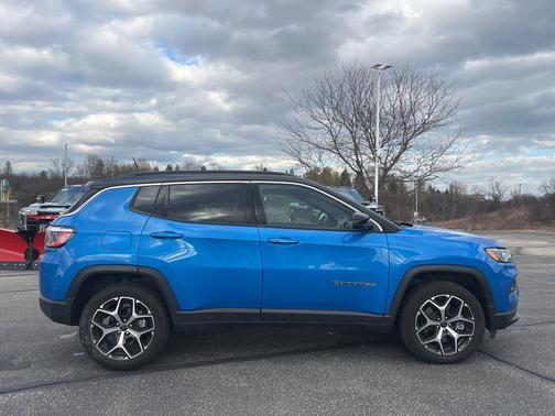 Hydro Blue Pearlcoat 2025 Jeep Compass Limited