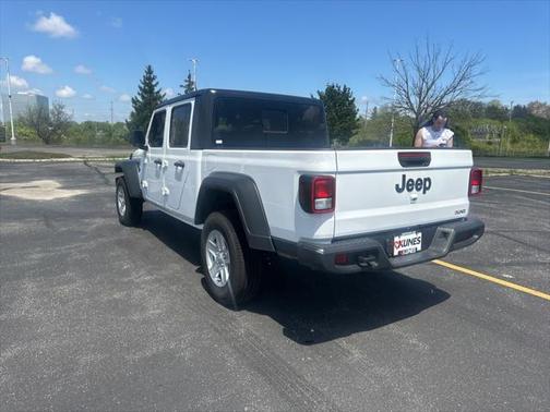 2023 Jeep Gladiator Sport S