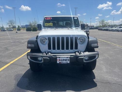 2023 Jeep Gladiator Sport S