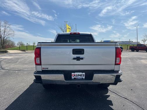Silver Ice Metallic 2017 Chevrolet Silverado 1500 LTZ