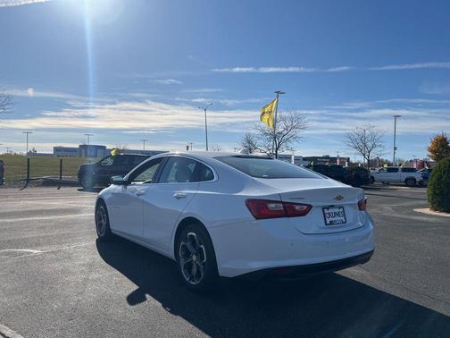 2024 Chevrolet Malibu FWD 1LT