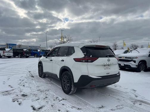 2023 Nissan Rogue S