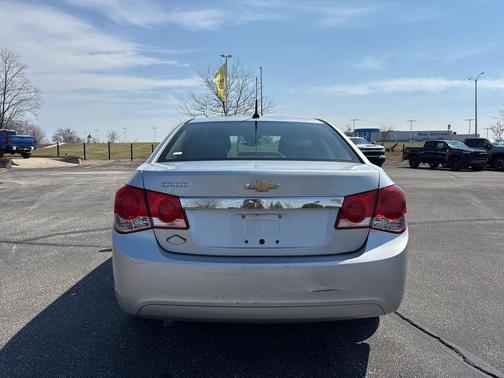 2013 Chevrolet Cruze LS