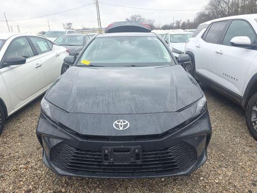 Underground 2025 Toyota Camry LE