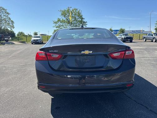 Dark Ash Metallic 2023 Chevrolet Malibu FWD 1LT