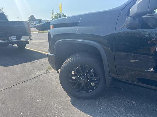 2025 Chevrolet Silverado 2500 Custom