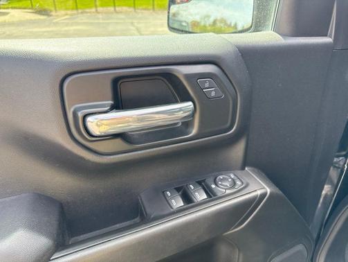 Black 2020 Chevrolet Silverado 1500 Custom