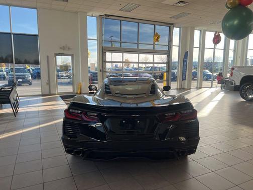2022 Chevrolet Corvette Stingray w/1LT