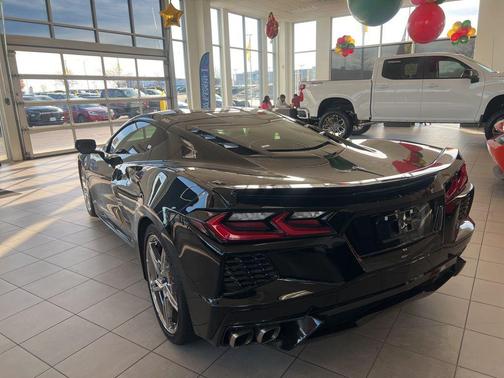 2022 Chevrolet Corvette Stingray w/1LT