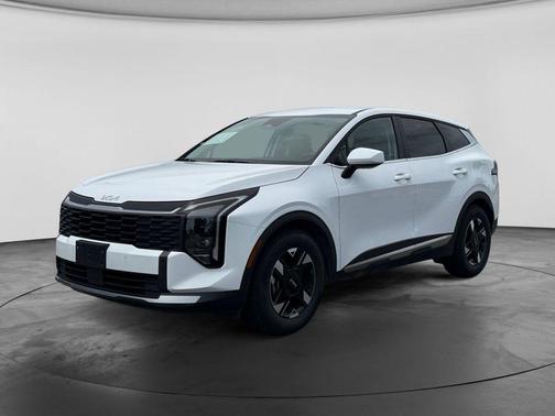 Glacial White Pearl 2026 Kia Sportage LX