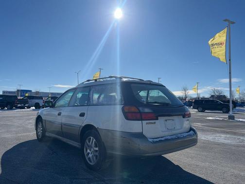 2003 Subaru Outback Base