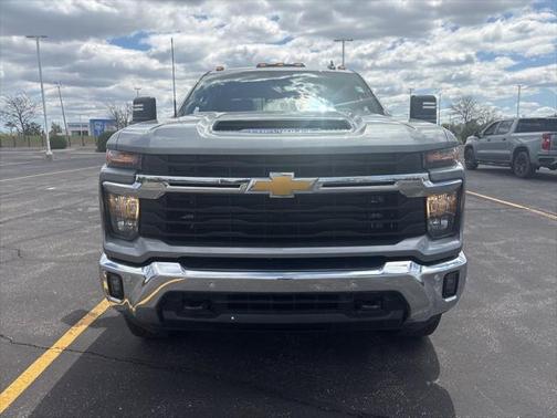 2025 Chevrolet Silverado 3500 LT