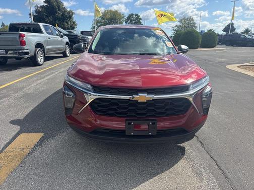 2025 Chevrolet Trax LS