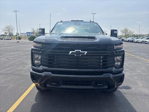 2025 Chevrolet Silverado 2500 Custom