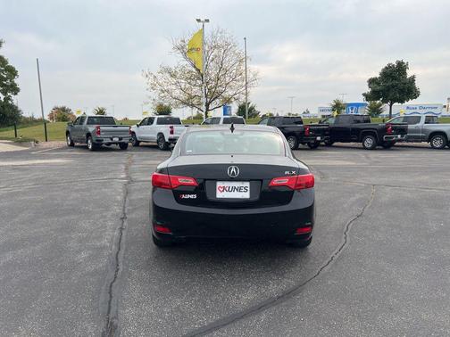 2013 Acura ILX 2.0L Technology