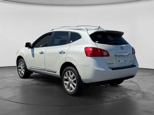 Glacier Pearl 2012 Nissan Rogue S