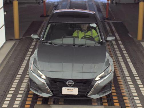 2024 Nissan Altima 2.5 SL